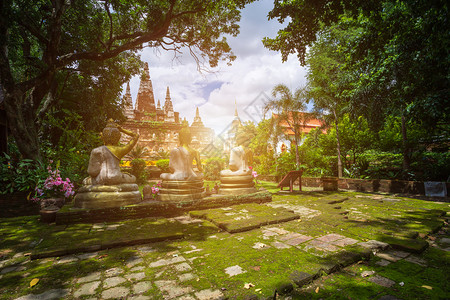 古老的这是泰国清迈主要旅游景点晚上在清迈的Temple清迈的Temple佛教天堂图片