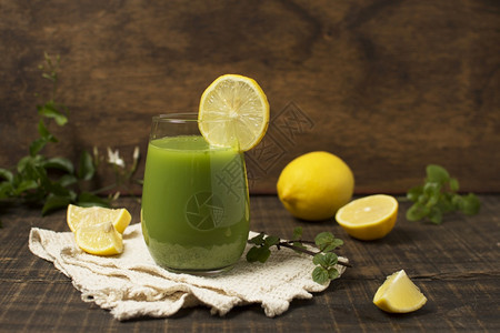新鲜的高清晰度照片配有绿色冰冷柠檬的合影安排优质照片配有高品种子水果图片