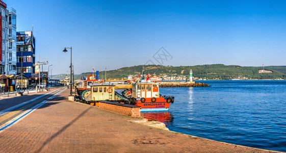 土耳其卡纳莱Canakkale072319Marina和土耳其加纳卡莱市的岸边位于土耳其首都卡纳莱Canakkale码头大面积全图片