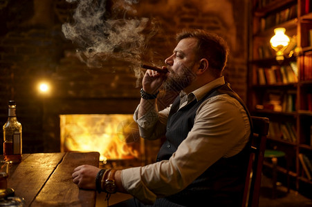抽烟喝酒图片 男人图片