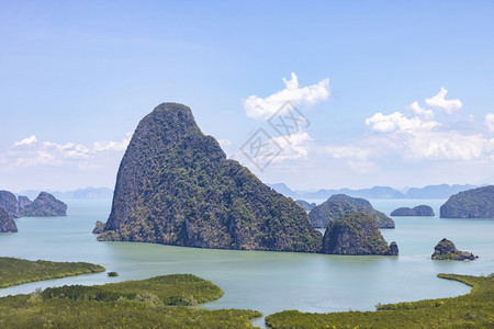 亚洲海岸囊社泰国Phangnga省的SametNangsheViewpoint有许多海和岛屿天空中白云弥漫着关于度假旅行自然景观图片