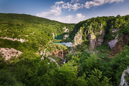 森林欧洲克罗地亚DonjaJezera平特维茨公园瀑布空中观察克罗地亚湖图片