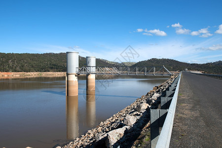 结构体澳大利亚新南威尔士州考拉附近的Wyangala大坝项目景观图片