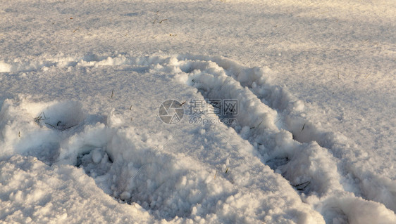 拍照团体水晶冬季雪在下后出现冬季的雪流在天飘动季图片