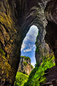 受保护崇高长水峡谷Difeng的WulongKarst石灰岩层这是武龙家世界自然遗产的重要组成部分访客图片