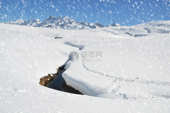 冬季雪景风光图片