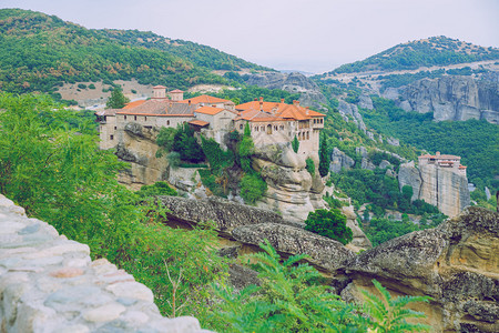 旅行岩石祈祷2019年月2日希腊梅托罗拉市希腊山区以及礼拜场所教堂和圣地图片