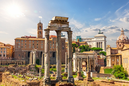 意大利罗马论坛的Castor和Pollux寺庙欧洲城市景观罗斯特拉图片
