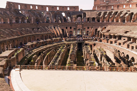 罗马博物馆文化帝国它是有史以来最大的两栖田园被认为是建筑和工程中最伟大的作品之一它被看成是建筑和工程学的伟大作品之一意利语背景