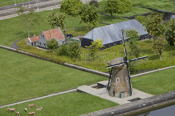 产生Madurodam微型城市荷兰夏天农业图片
