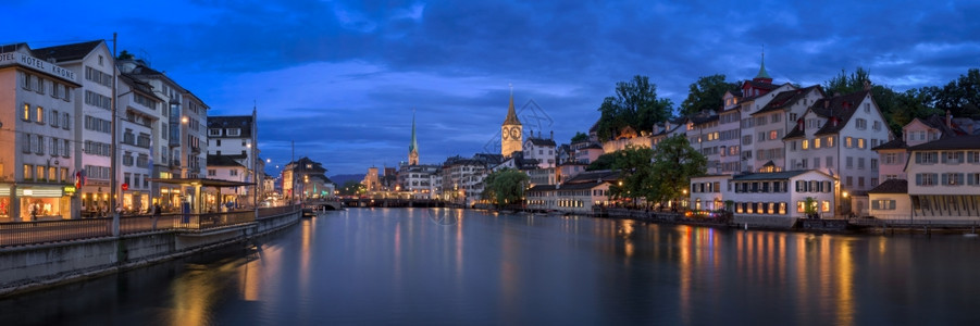 城市的ZURICH瑞士6月4日2016年苏黎世天空线和林马特河流从苏黎世湖外岸起位于苏黎世市中心历史欧洲的图片