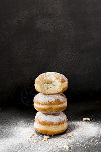 糖霜甜甜圈图片