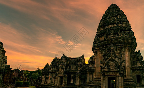 宗教的巨大柬埔寨泰国呵叻府地标日落天空的披迈历史公园景观旅游目的地历史遗址是古建筑高棉寺庙典建筑图片