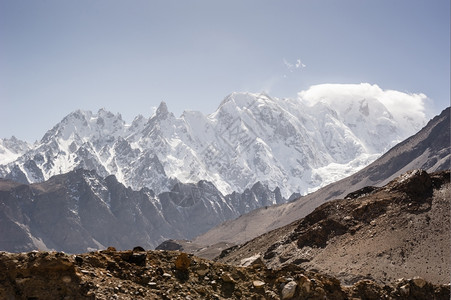 城市的地平线秋天山峰图片