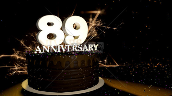89周年圆形巧克力蛋糕装饰着蓝色红黄和绿的拖车在木制桌上标有白色数字而木制桌子上有人为火的背景和星彩色拖车倒在3D桌上纪念杯贺卡图片