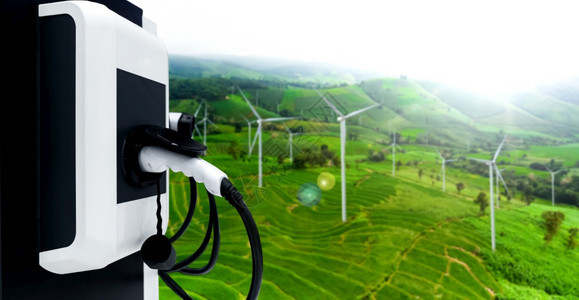 绿色可持续能源供应给充电站图片