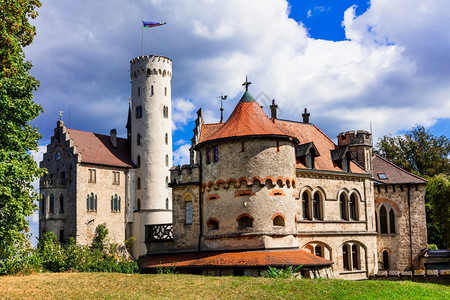 列赫滕斯坦中世纪城堡德国最美丽的城堡之一建筑学秋天造图片