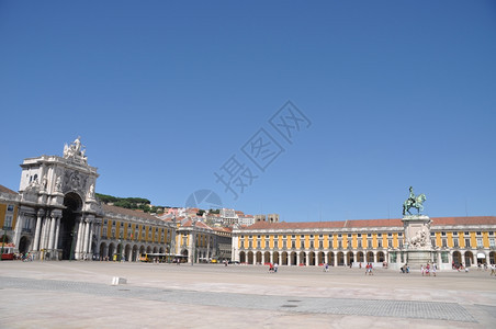 著名的商业广场又称里斯本的TerrirodoPaco葡萄牙何塞一世国王的雕像在中间地标凯旋街道图片