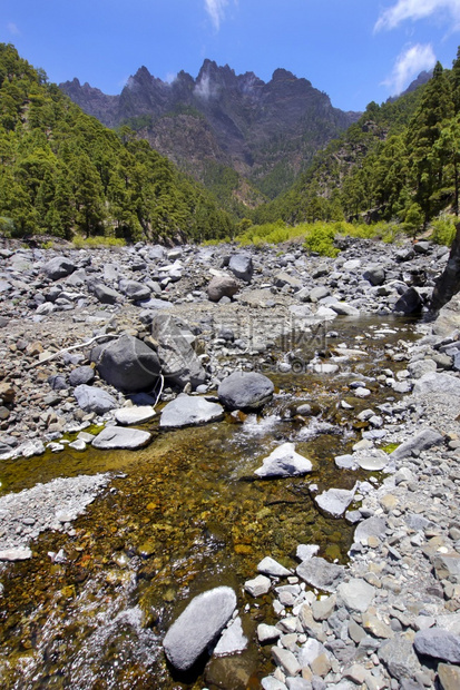 火山口岩石旅行塔布里恩特河和墙塔卡尔德拉布伦特公园生物圈保护区津巴布韦环境保护署LIC拉帕尔马加那利群岛西班牙欧洲图片