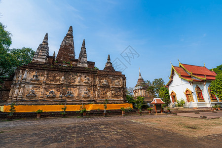宗教天空摩诃WatChetYot或WatPhothharamMahaWihan七座塔寺这是泰国清迈的主要旅游景点图片