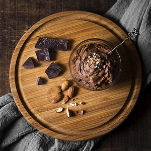 美食小吃高清晰度照片顶端视图美味巧克力面纱准备优质照片服满量优美巧克力面条已备好准图片