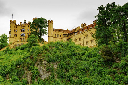 德国路维希Hohenschwangau德国2016年5月3日NeuschwansteinCastle每年有超过130万人访问如画图片