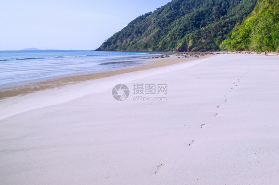 沙滩和热带海岸线涟漪高的图片