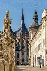 捷克库特纳霍拉圣芭和会学院大教堂欧洲科文组织世界遗产地银古老的正面图片