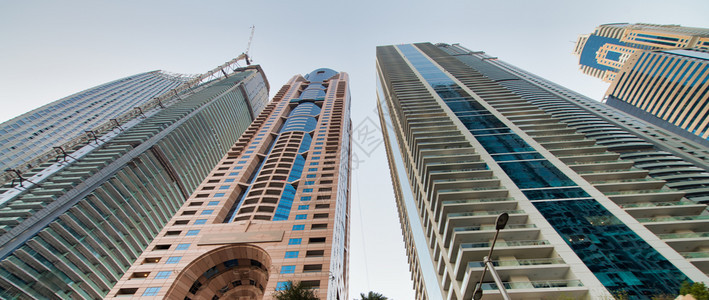 角度金融的阿联酋拉伯合长国迪拜市下城大型现代建筑阿联酋颜色图片