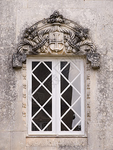 哥特窗口风格岩石古董建筑物侵蚀阳台石头石灰石建筑学窗户背景图片