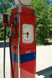 旧汽油泵燃料仪表加油站软管汽油图片