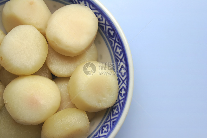 花栗子烹饪陶器食物蔬菜菱角坚果罐装板栗栗子蓝色图片