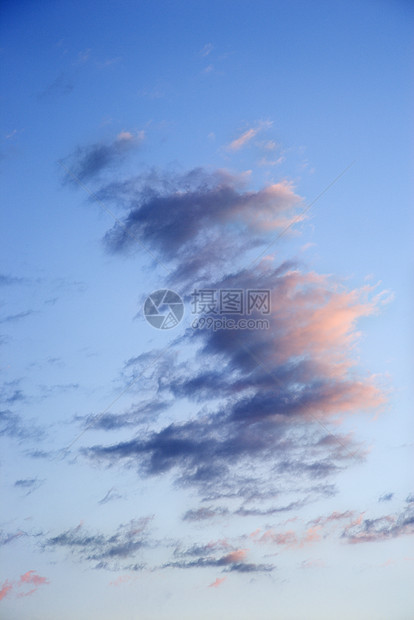 黄昏时天空和云彩气氛照片风景卷云景观图片