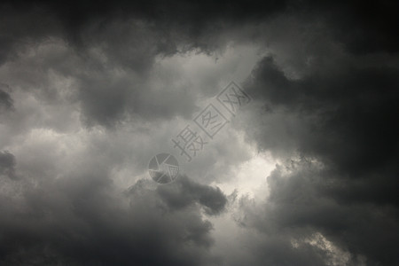 黑暗的暴风云灰色水平动荡照片希望一线黑与白场景天空天气图片