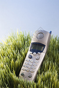草地上的无线电话电话固定电话照片讲话图片