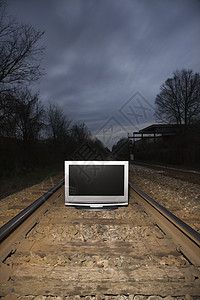 铁轨电视静物高科技火车对象监视器轨道旅行概念电视机平面图片
