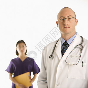 男医生和女医生男性团队领导工作服职业咨询两个人护士职员男人图片