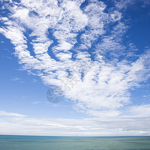 蓝色的天空和云彩海滩照片地平线正方形假期望台海洋旅行图片