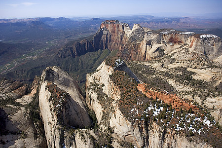 沙漠空中飞行峡谷悬崖鸟瞰图风景岩石高原顶峰土地自然界视图图片