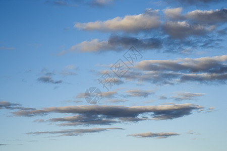 蓝色天空云云蓝照片水平蓝天景观图片