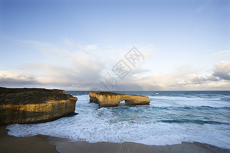 沿海岩石形成石灰石拱门海滩旅行照片海岸海景支撑地貌波浪图片