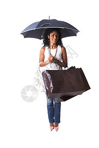 在雨中购物幸福牛仔裤高跟鞋多样性女性化开支女性卷发图片
