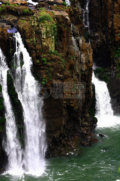 伊瓜苏 Iguazu Iguau 瀑布  大型瀑布森林淡水岩石高度绿色荒野流动图片