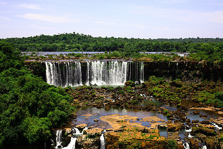 伊瓜苏瀑布伊瓜苏 Iguazu Iguau 瀑布  大型瀑布高度淡水荒野岩石森林流动绿色背景