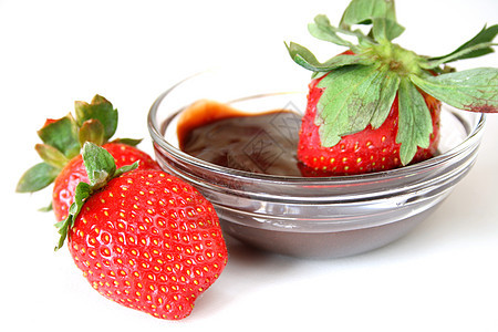 草莓和巧克力养分种子弹簧食物宏观水果团体植物果汁盘子图片