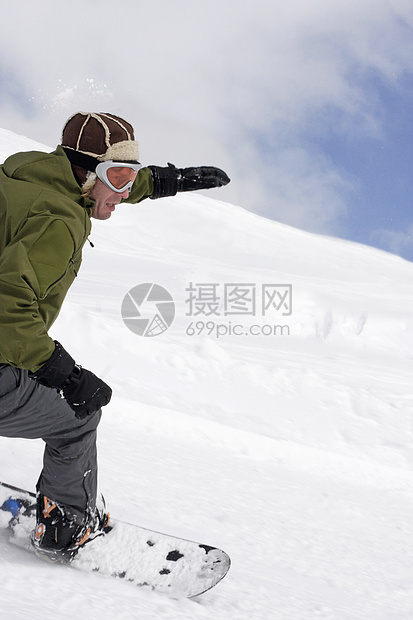 滑雪衣服单板滑雪板青少年天空旅行空气冻结假期蓝色图片