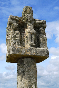 布列顿石石十字图片