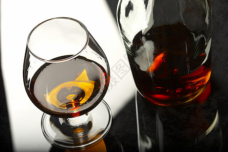 白兰地器皿派对液体宏观口渴玻璃生活酒精图片