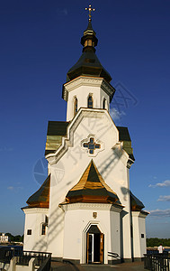 Dniepr河上的小型教堂历史蓝色纪念碑文化上帝宗教旅行建筑首都艺术图片