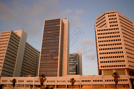 以色列建筑工程玻璃窗户景观房地产工作业务贷款总部大楼都市图片